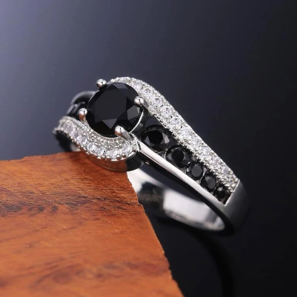 WEDDING BRIDAL RING - Picture 2 of 5